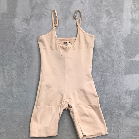 Spanx Invisible Mid Thigh Open Bust Body Suit Size 2X NWOT - Picture 1 of 8